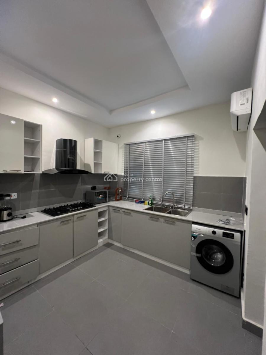 Luxury 2bedroom Apartment, Ologolo, Lekki, Lagos, Flat / Apartment Short Let