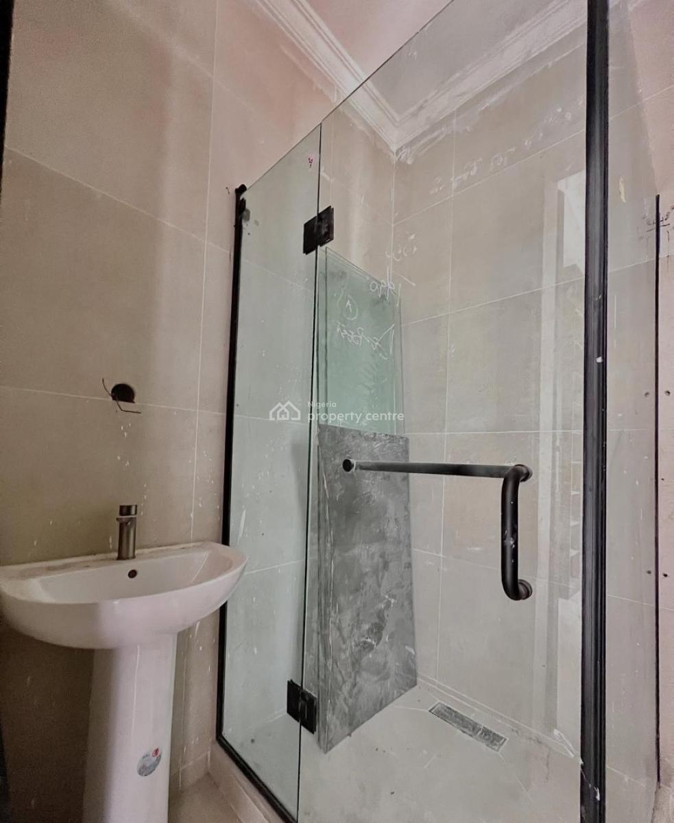 Fully Serviced 4 Bedroom Apartment with Bq, Lekki Phase 1, Lekki, Lagos, House for Sale