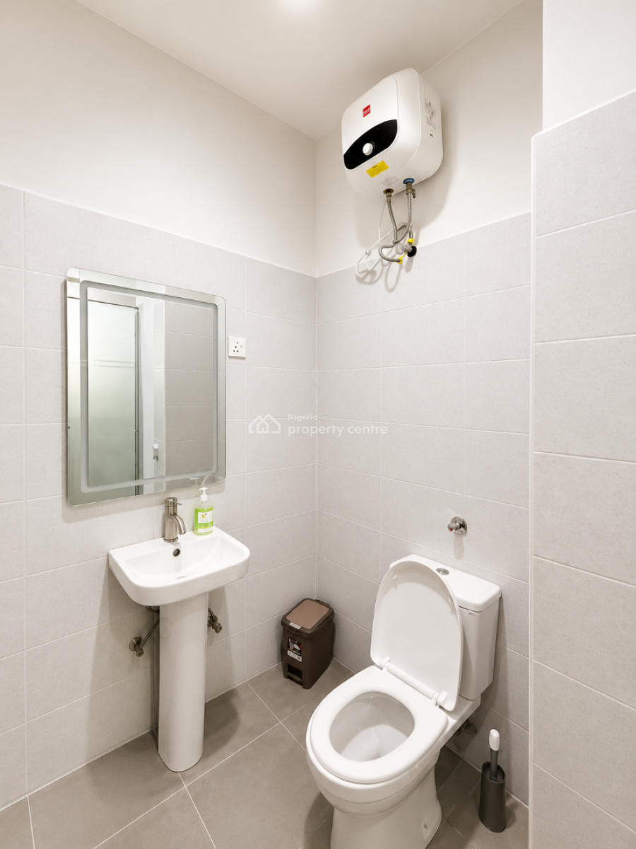 Luxury 3 Bedroom Apartment with a Bq, Beside Renee Supermarket, Off Freedom Way, Lekki Phase 1, Lekki, Lagos, Flat / Apartment for Rent