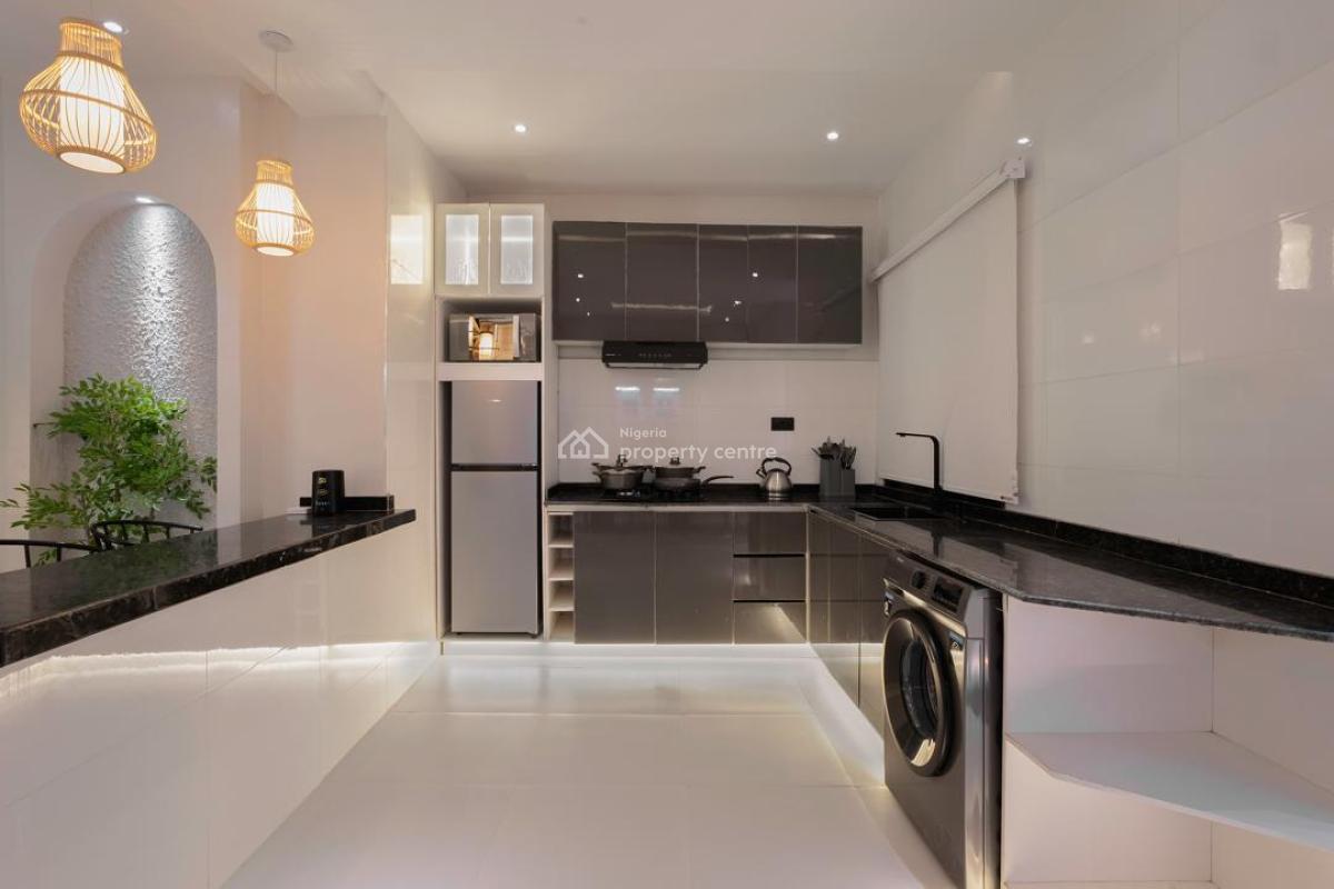 Luxury 2bedroom Apartment, Lekki Phase 1, Lekki, Lagos, Flat / Apartment Short Let
