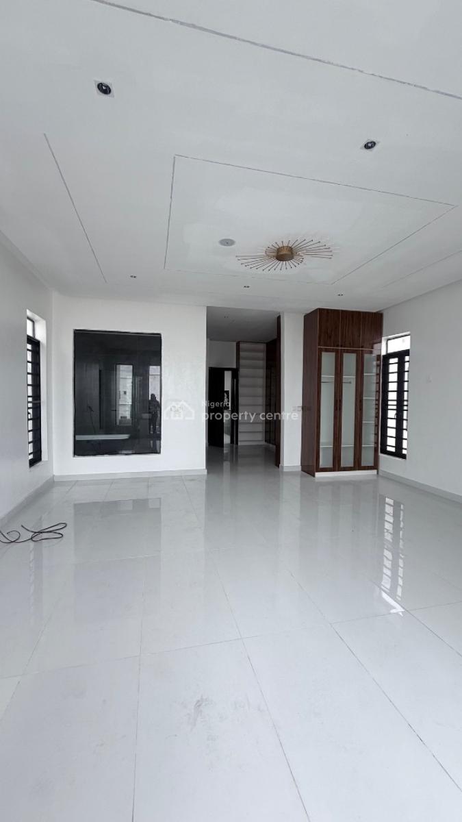 Spacious Luxury 5 Bedroom Duplex with Pool, Orchid Lekki, Lekki, Lagos, Detached Duplex for Sale