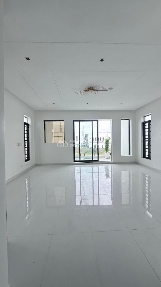 Spacious Luxury 5 Bedroom Duplex with Pool, Orchid Lekki, Lekki, Lagos, Detached Duplex for Sale