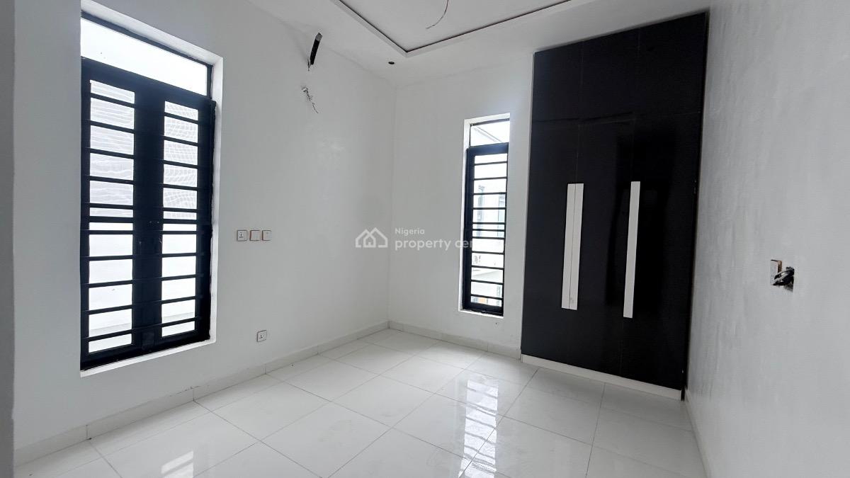 Spacious Luxury 5 Bedroom Duplex with Pool, Orchid Lekki, Lekki, Lagos, Detached Duplex for Sale