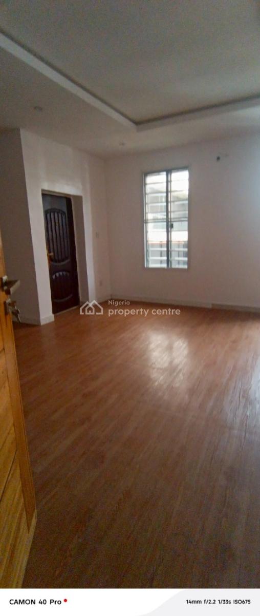 Room Self-contain Upstairs, By Igbo Efon Bus Stop, Igbo Efon, Lekki, Lagos, Self Contain (single Rooms) for Rent