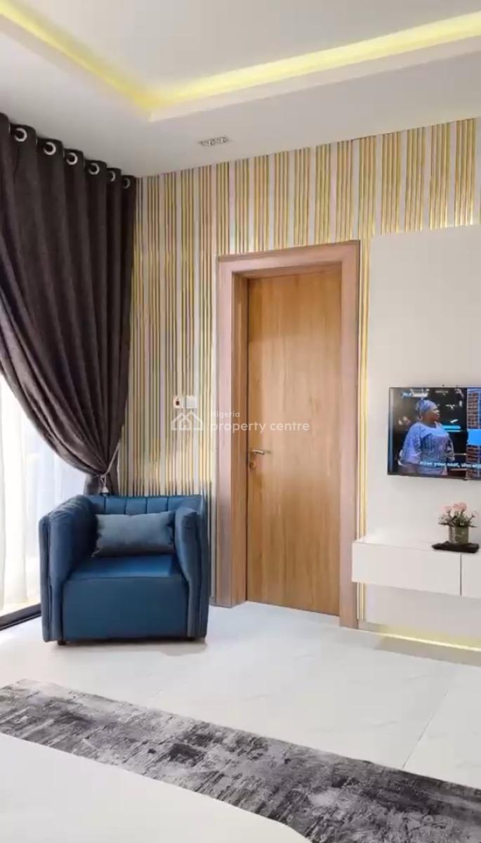 Luxury Redefined Brand New 3 Bedroom Apartment, Lekki Phase 1, Lekki, Lagos, Flat / Apartment Short Let