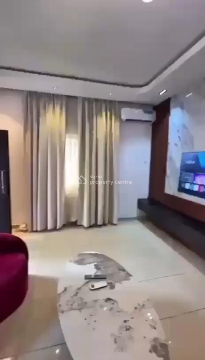 Premium One-bedroom Apartment  in a Prime Location, Osapa, Lekki, Lagos, Flat / Apartment Short Let