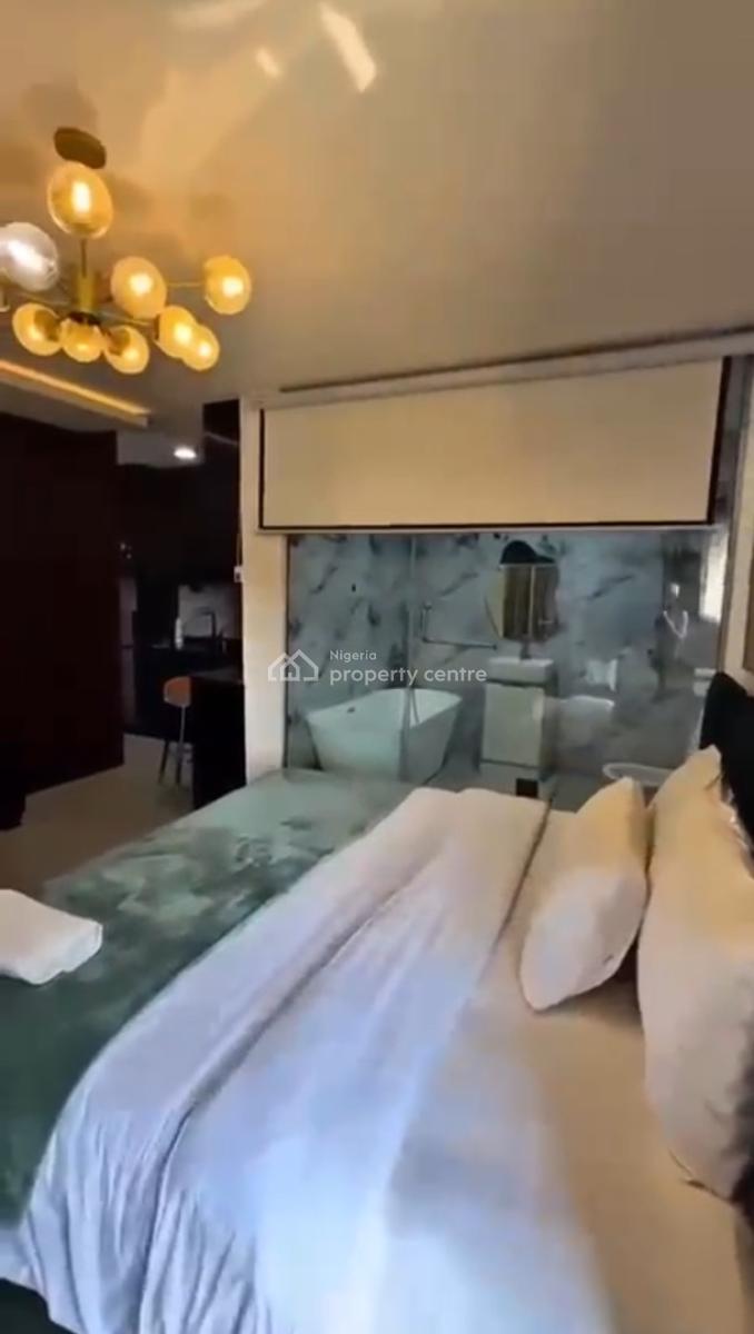 Luxury 1-bedroom Apartment in a Serene Environment, Osapa, Lekki, Lagos, Flat / Apartment Short Let