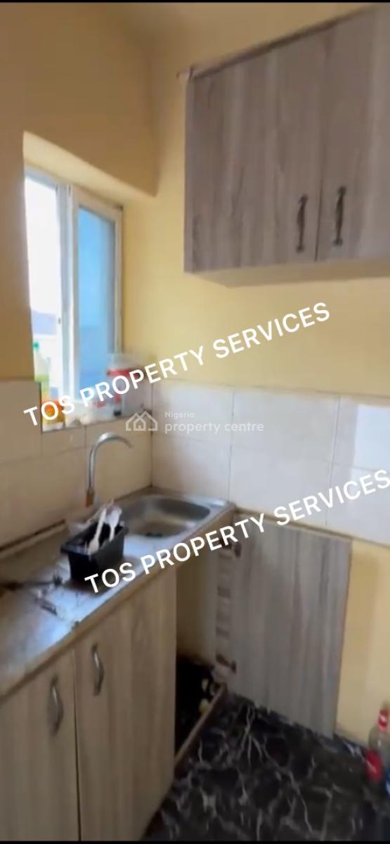Nice Miniflat + 2 Balconies, 2 Toilets, Yaba, Yaba, Lagos, Mini Flat (room and Parlour) for Rent