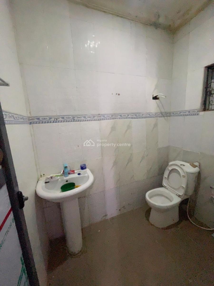 Shared Apartment 3bedroom Flat, Pero Estate, Ogombo, Ajah, Lagos, Flat / Apartment for Rent