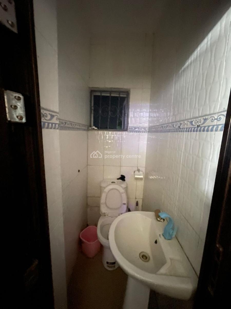 Shared Apartment 3bedroom Flat, Pero Estate, Ogombo, Ajah, Lagos, Flat / Apartment for Rent
