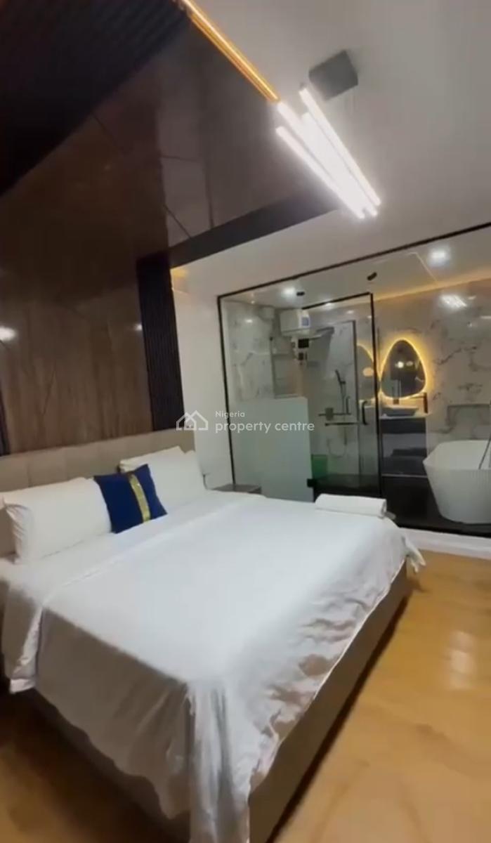 Tastefully Furnished 1-bedroom Apartment, Lekki Phase 1, Lekki, Lagos, Flat / Apartment Short Let