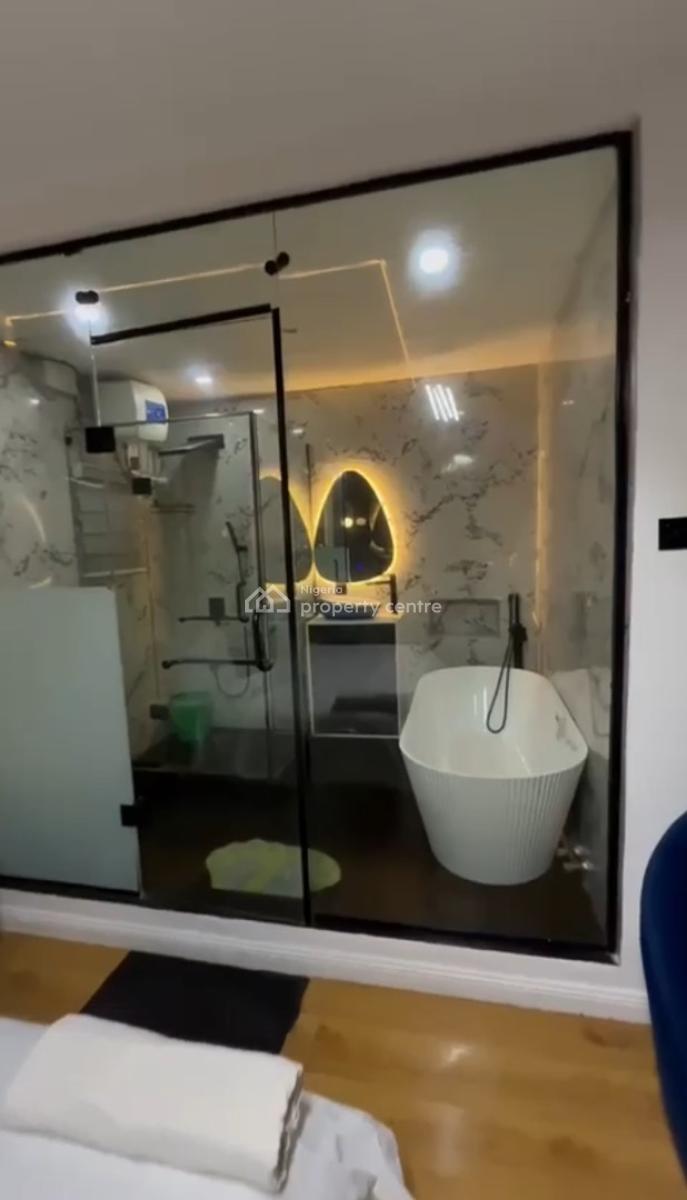Tastefully Furnished 1-bedroom Apartment, Lekki Phase 1, Lekki, Lagos, Flat / Apartment Short Let