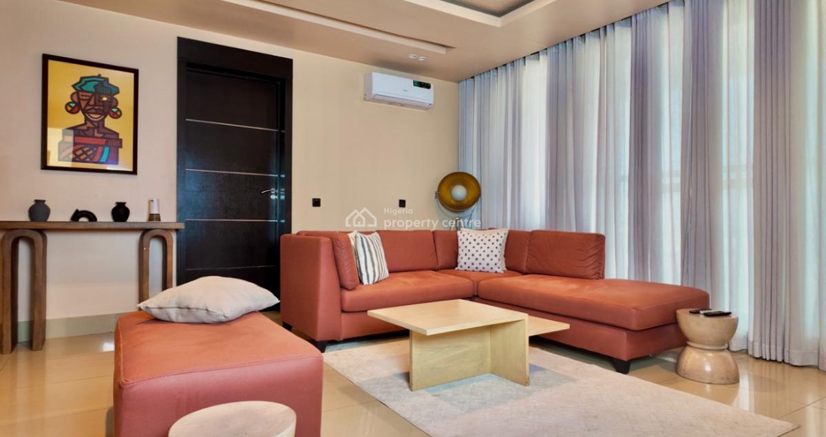 Clean and Cozy 2-bedroom Apartment W/ Fast Wi-fi +pool and Gym, Lekki Phase 1, Lekki, Lagos, Flat / Apartment Short Let