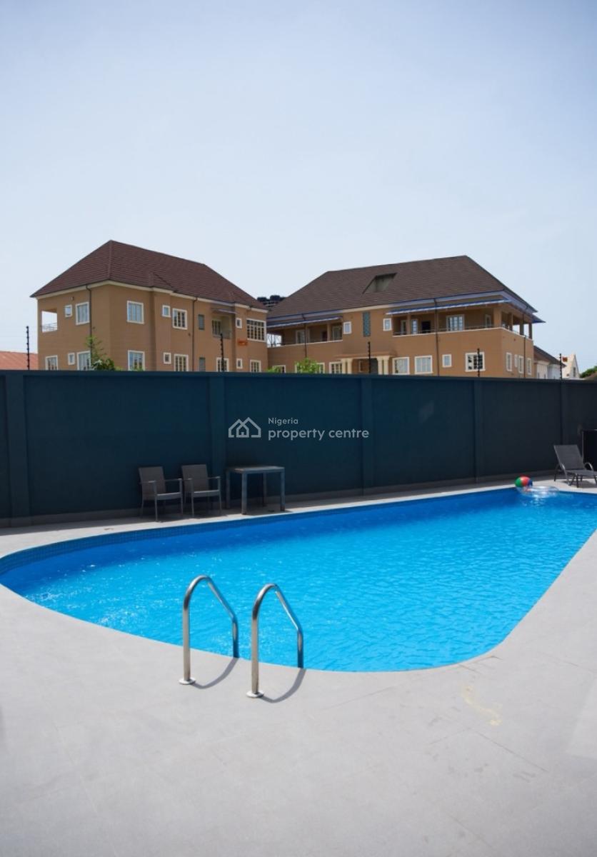 Clean and Cozy 2-bedroom Apartment W/ Fast Wi-fi +pool and Gym, Lekki Phase 1, Lekki, Lagos, Flat / Apartment Short Let