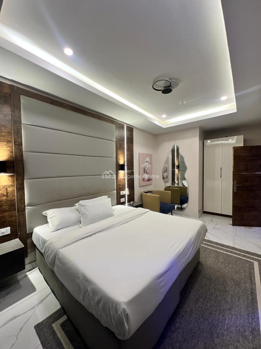 Luxury 2-bedroom with Pool and Gym (2units), Banana Island Road., Ikoyi, Lagos, Flat / Apartment Short Let