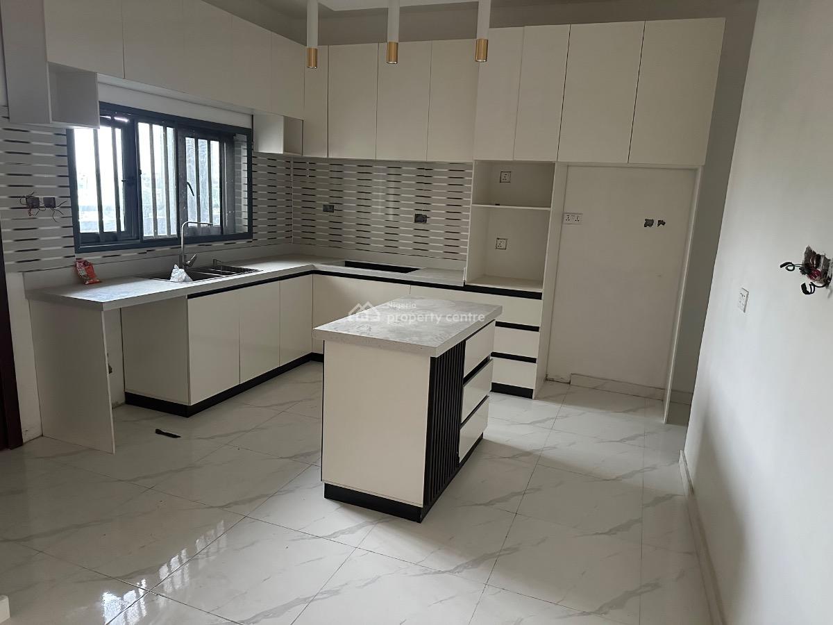New 3bedroom Apartment with Bq, Babalola Gardens Off Freedom Way, Lekki Phase 1, Lekki, Lagos, Flat / Apartment for Rent
