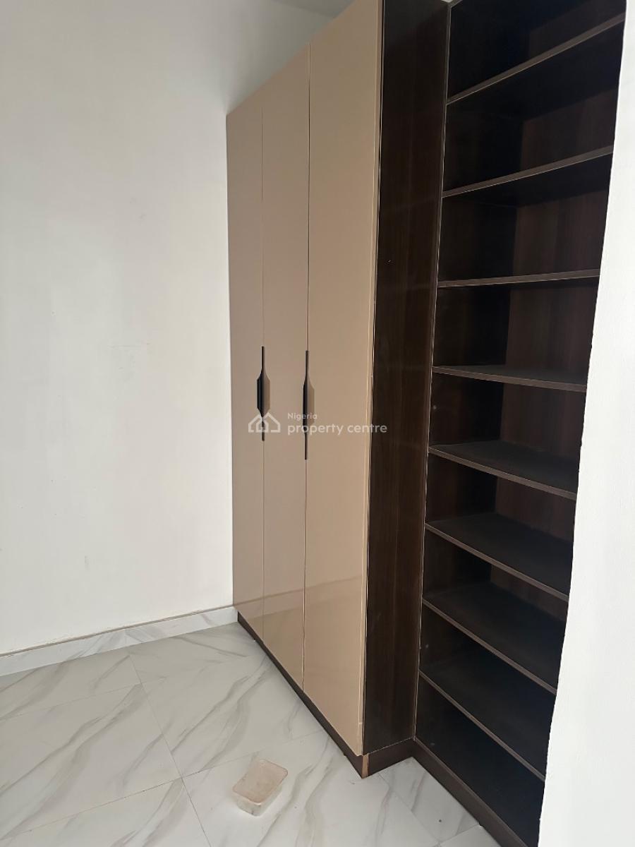 New 3bedroom Apartment with Bq, Babalola Gardens Off Freedom Way, Lekki Phase 1, Lekki, Lagos, Flat / Apartment for Rent