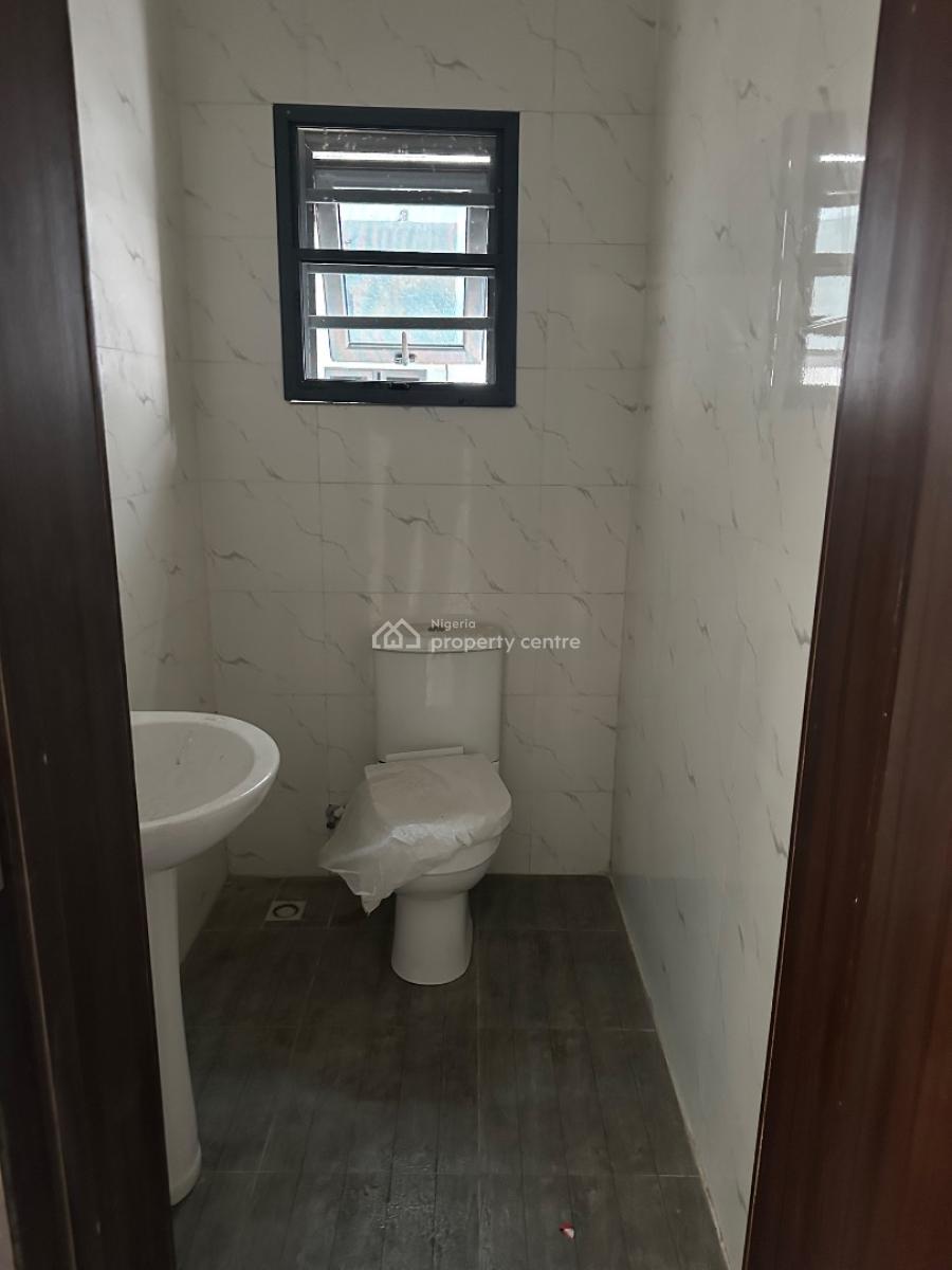 New 3bedroom Apartment with Bq, Babalola Gardens Off Freedom Way, Lekki Phase 1, Lekki, Lagos, Flat / Apartment for Rent