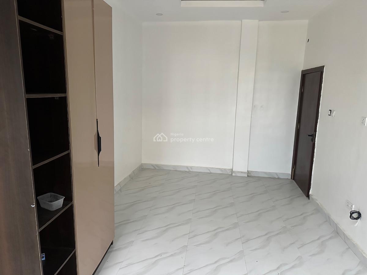 New 3bedroom Apartment with Bq, Babalola Gardens Off Freedom Way, Lekki Phase 1, Lekki, Lagos, Flat / Apartment for Rent