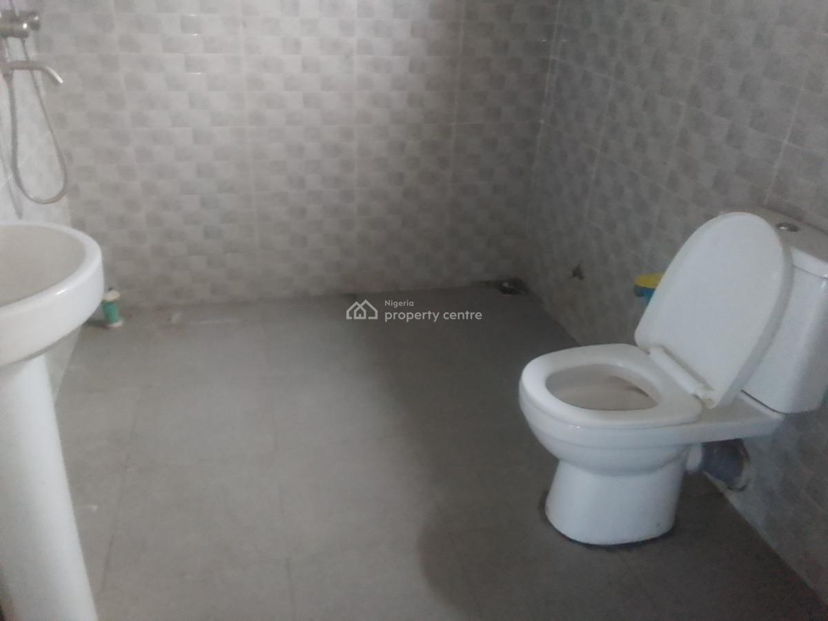 Spacious Luxury 3 Bedroom Flat with Excellent Features, Victory Estate Rd, Ogombo, Ajah, Lagos, Flat / Apartment for Rent