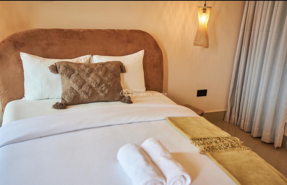 Beautifully Furnished 2- Bedroom Luxury Apartment, Lekki Phase 1, Lekki, Lagos, Flat / Apartment Short Let