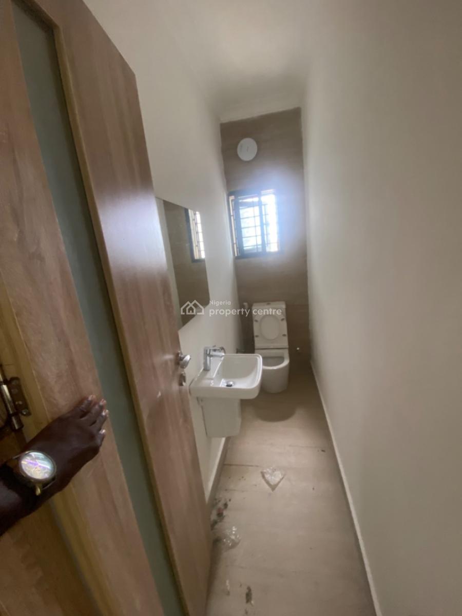 Luxury Brand New 2 Bedroom Apartment Upstairs, Abraham Adesoya, Ajah, Lagos, Flat / Apartment for Rent