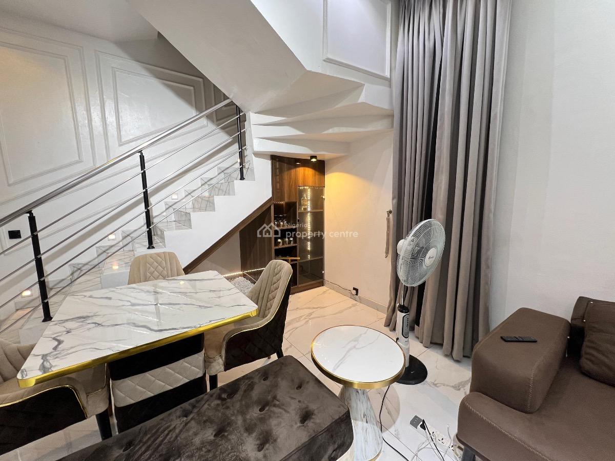 Luxury 1-bedroom Apartment with Stunning Ambience, Ikota Villa Estate, Ikota, Lekki, Lagos, Flat / Apartment Short Let