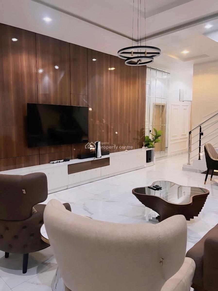 Luxury 1-bedroom Apartment with Stunning Ambience, Ikota Villa Estate, Ikota, Lekki, Lagos, Flat / Apartment Short Let