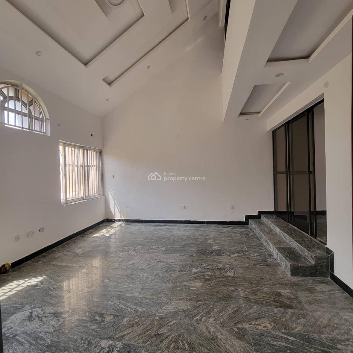4bedroom Semi Detached with Bq in an Estate, Okunnu Estate, Jakande, Lekki, Lagos, Semi-detached Duplex for Rent