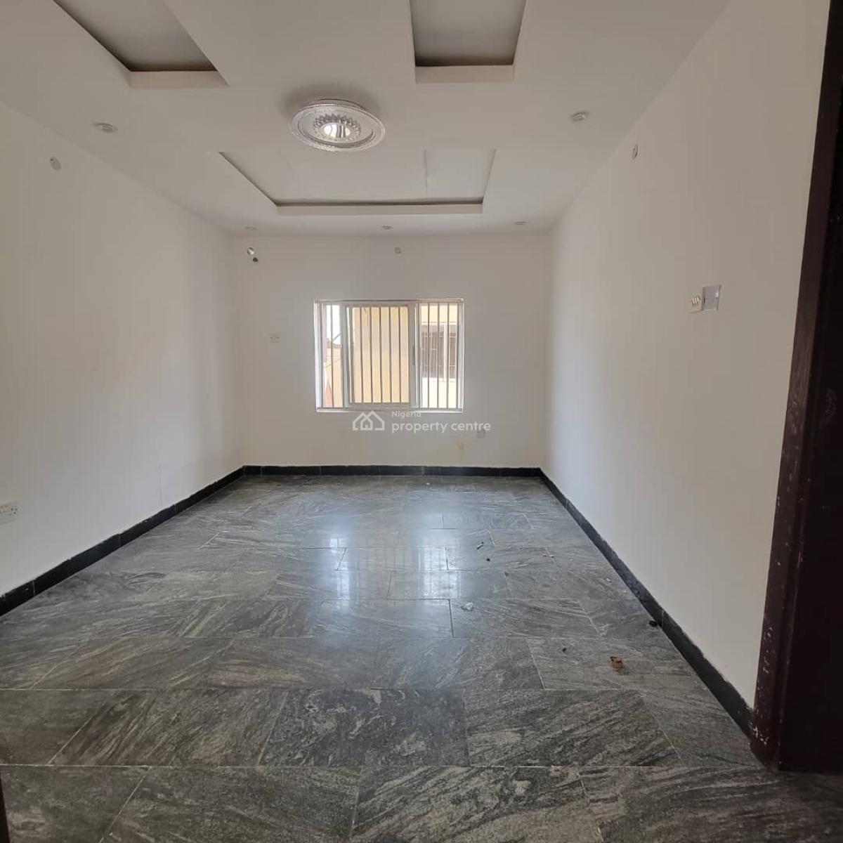 4bedroom Semi Detached with Bq in an Estate, Okunnu Estate, Jakande, Lekki, Lagos, Semi-detached Duplex for Rent