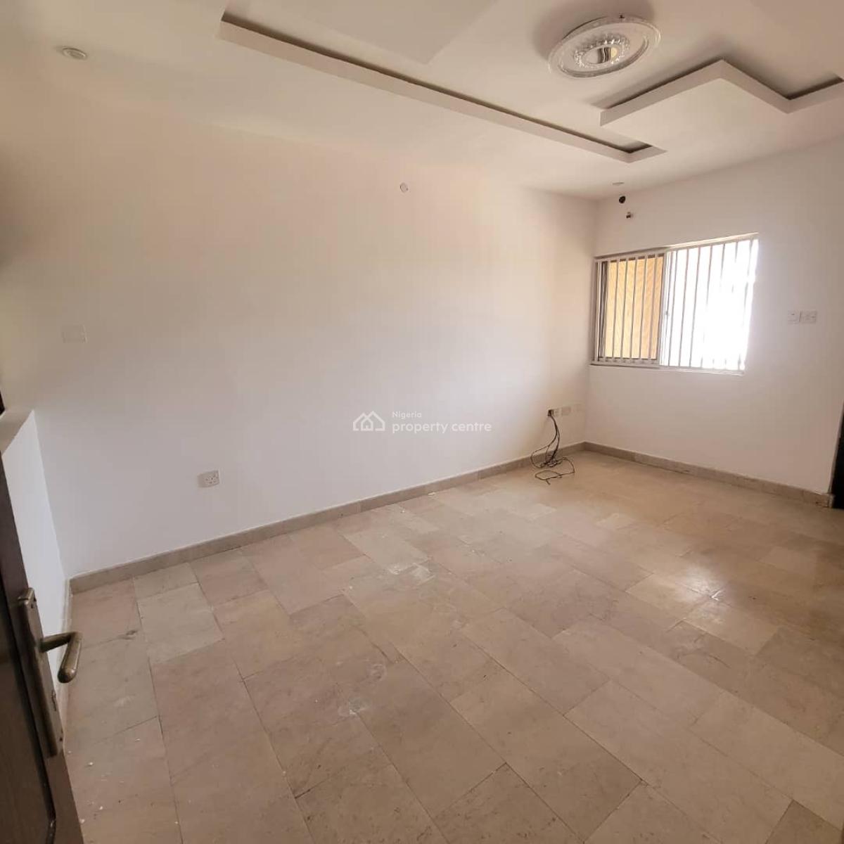 4bedroom Semi Detached with Bq in an Estate, Okunnu Estate, Jakande, Lekki, Lagos, Semi-detached Duplex for Rent