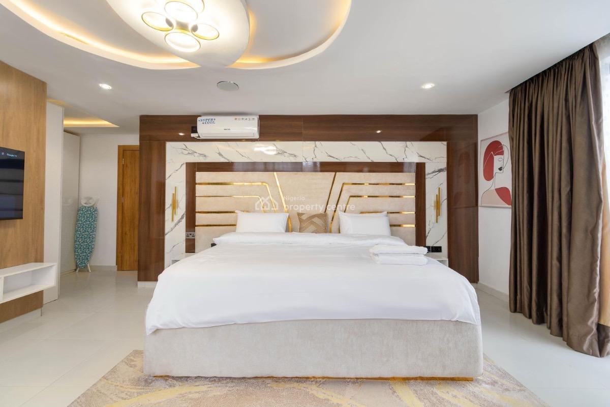 Elegant 3-bedroom Apartment with Modern Finishes, Freedom Way Lekki Phase 1, Lekki Phase 1, Lekki, Lagos, Flat / Apartment Short Let