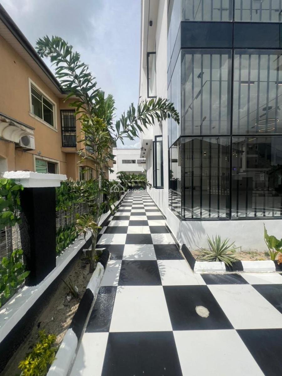 Luxury 5 Bedroom Fully Detached Duplex with Pool in a Secure Estate, Sangotedo, Ajah, Lagos, Detached Duplex for Sale