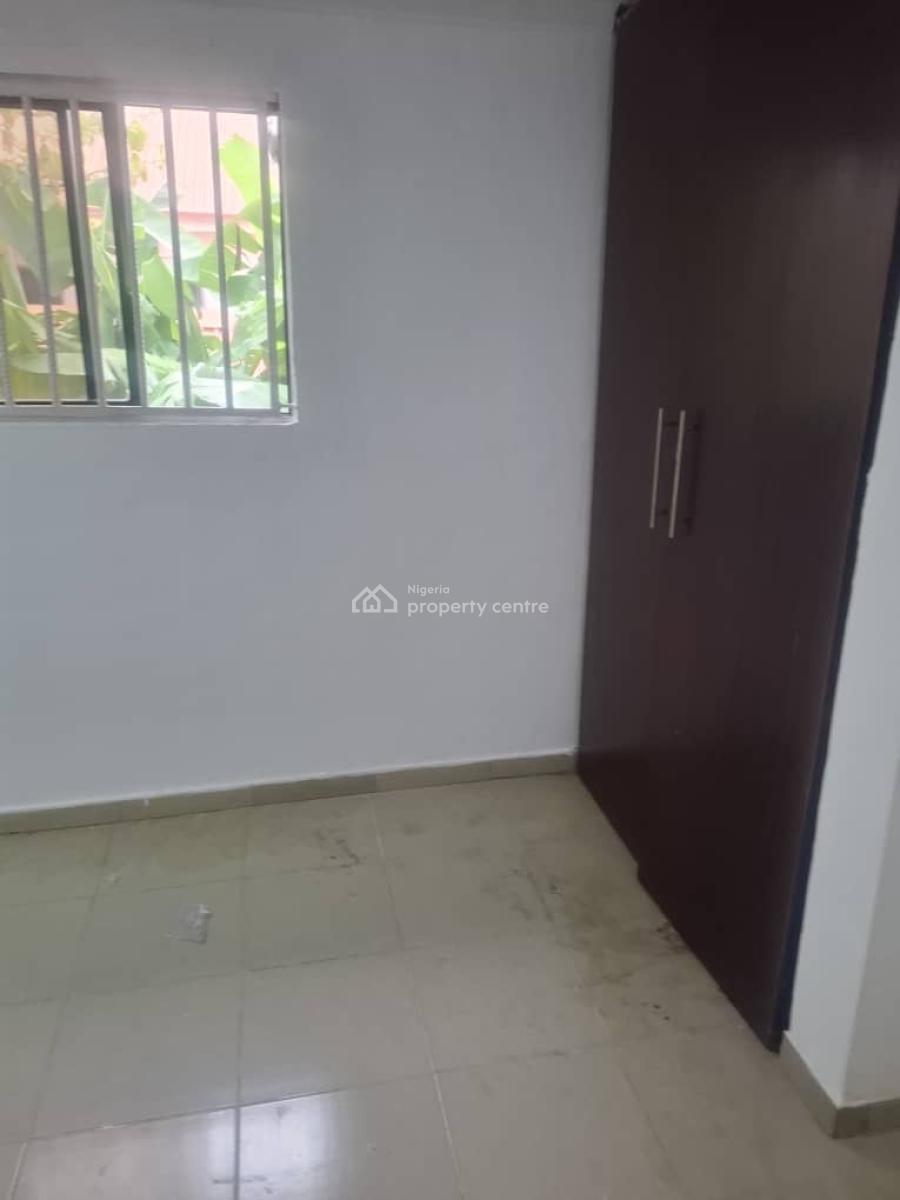 2bedroom Flat at Lekki Phase 1, Lekki Phase 1 Lekki Lagos, Lekki Phase 1, Lekki, Lagos, Flat / Apartment for Rent