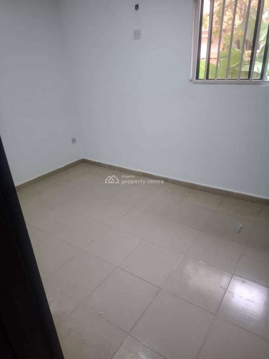 2bedroom Flat at Lekki Phase 1, Lekki Phase 1 Lekki Lagos, Lekki Phase 1, Lekki, Lagos, Flat / Apartment for Rent