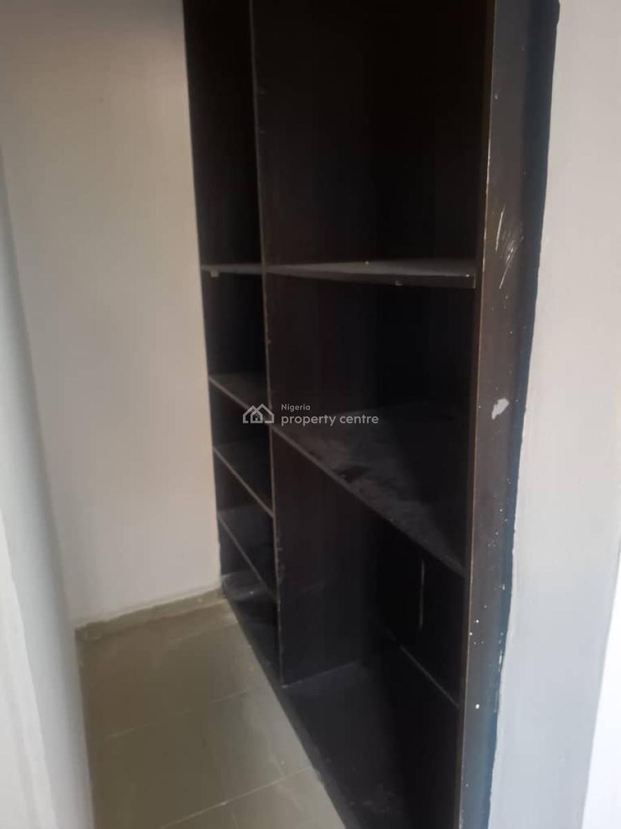 2bedroom Flat at Lekki Phase 1, Lekki Phase 1 Lekki Lagos, Lekki Phase 1, Lekki, Lagos, Flat / Apartment for Rent