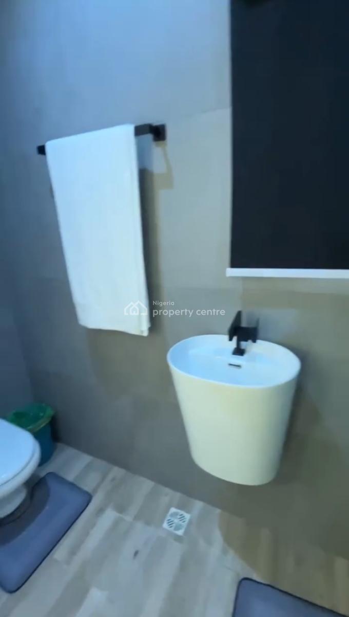 Luxury 2-bedroom Apartment, Agungi, Lekki, Lagos, Flat / Apartment Short Let