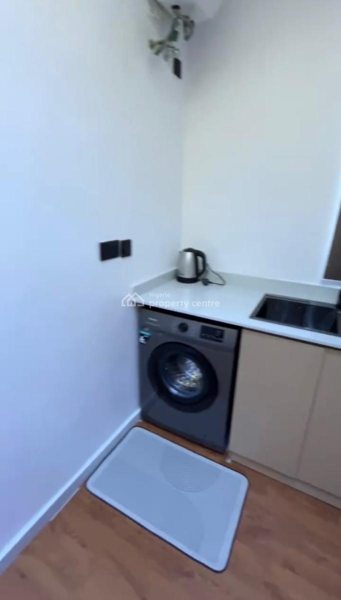Luxury 2-bedroom Apartment, Agungi, Lekki, Lagos, Flat / Apartment Short Let