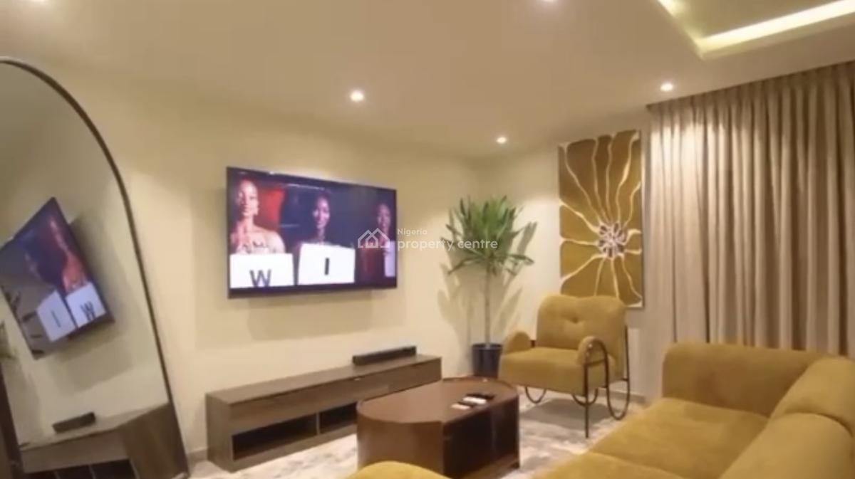 Cozy One Bedroom Apartment with Ps5 Game, Lekki Phase 1, Lekki, Lagos, Flat / Apartment Short Let