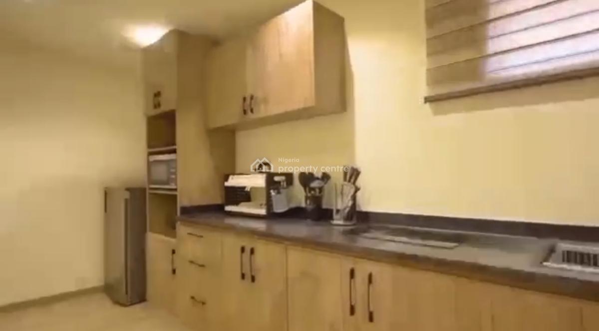 Cozy One Bedroom Apartment with Ps5 Game, Lekki Phase 1, Lekki, Lagos, Flat / Apartment Short Let