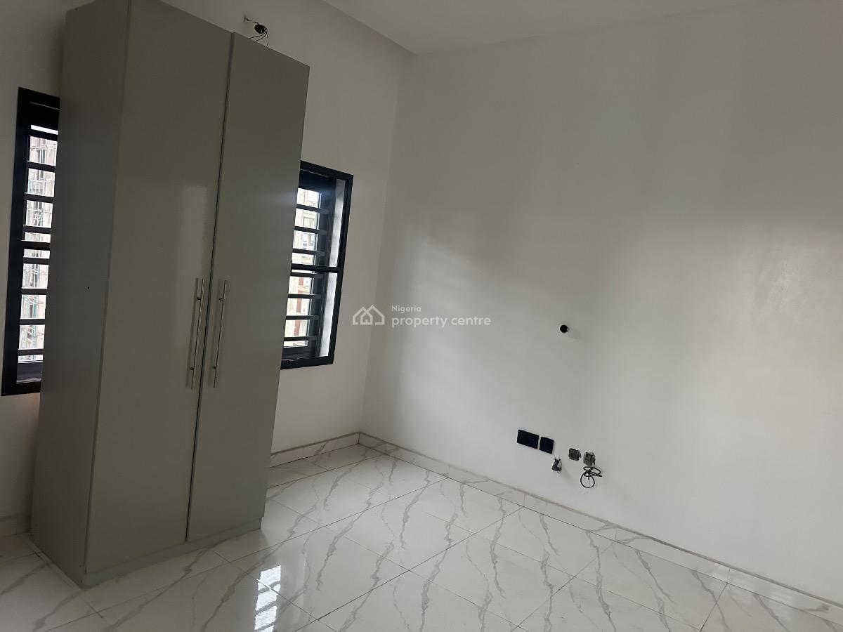 3bedroom Apartment with Bq (5ft Floor), Babalola Gardens Off Freedom Way, Lekki Phase 1, Lekki, Lagos, Flat / Apartment for Sale
