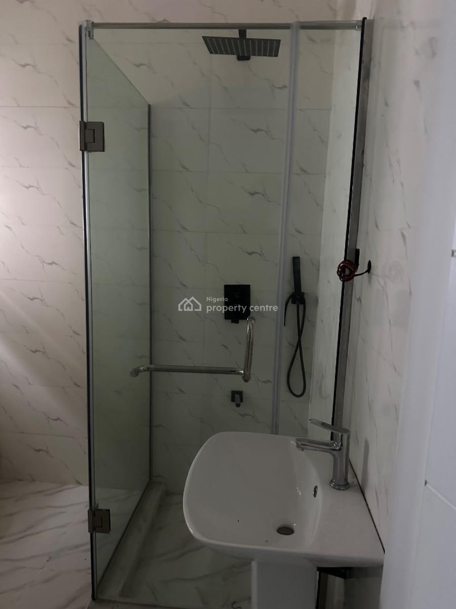 3bedroom Apartment with Bq (5ft Floor), Babalola Gardens Off Freedom Way, Lekki Phase 1, Lekki, Lagos, Flat / Apartment for Sale