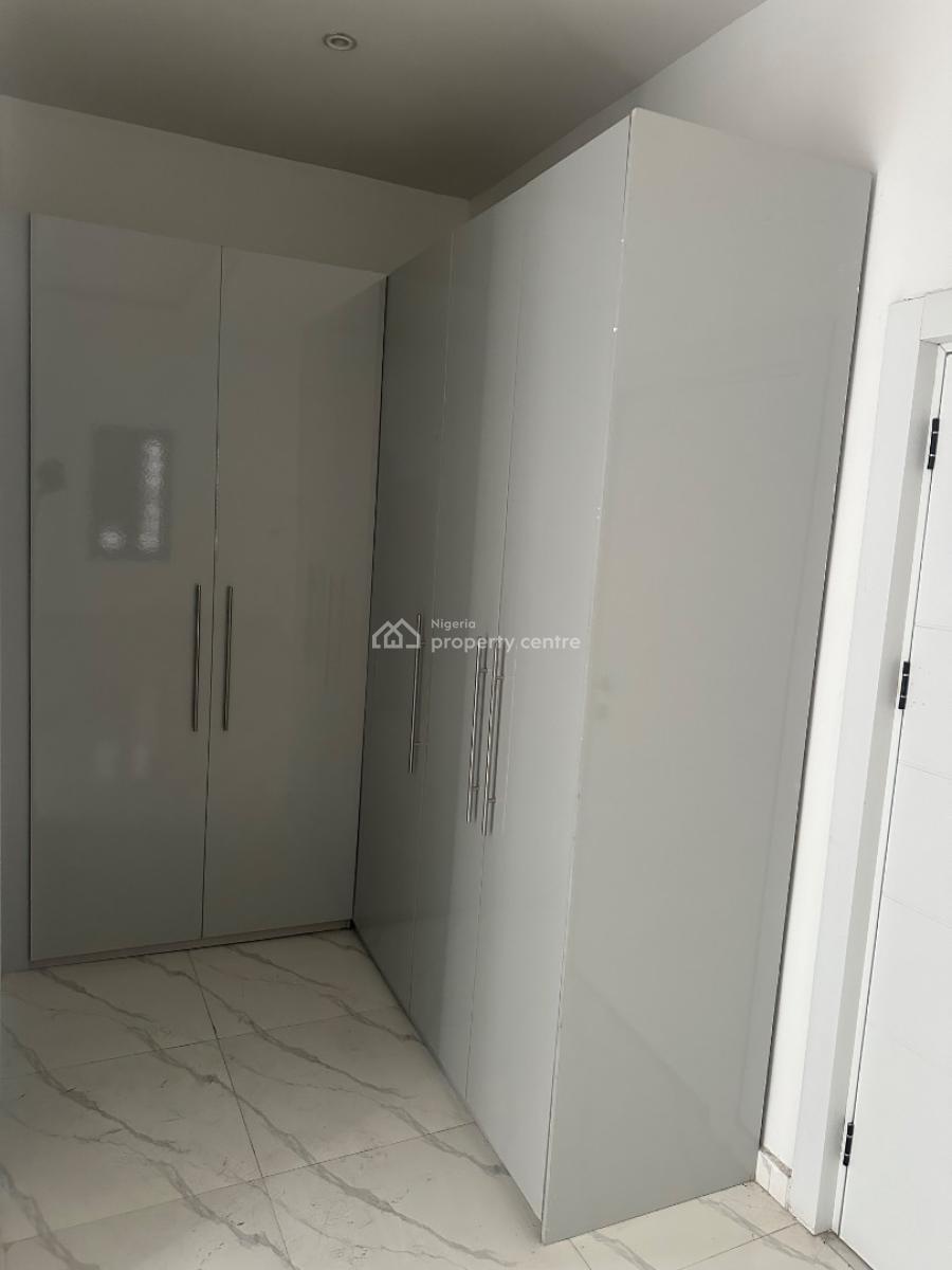 3bedroom Apartment with Bq (5ft Floor), Babalola Gardens Off Freedom Way, Lekki Phase 1, Lekki, Lagos, Flat / Apartment for Sale