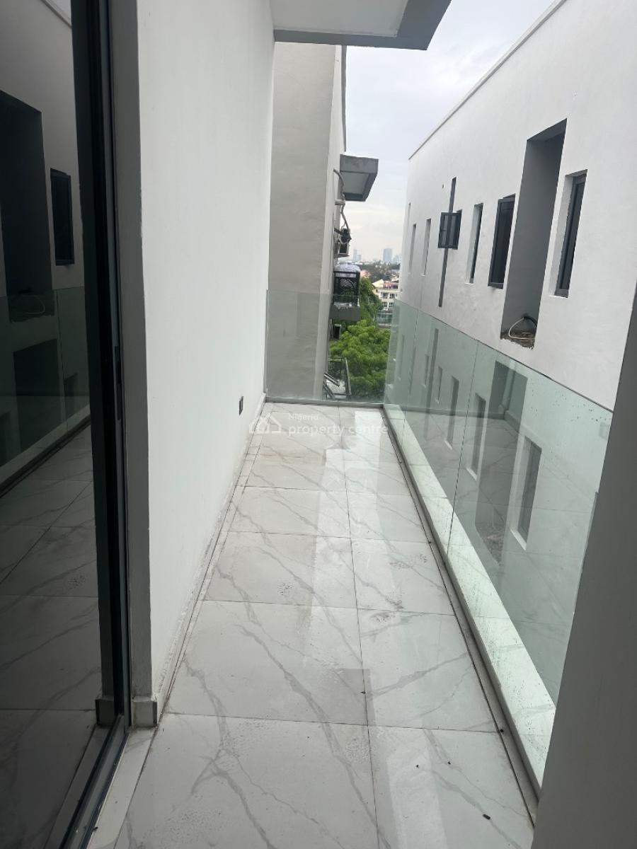 3bedroom Apartment with Bq (5ft Floor), Babalola Gardens Off Freedom Way, Lekki Phase 1, Lekki, Lagos, Flat / Apartment for Sale