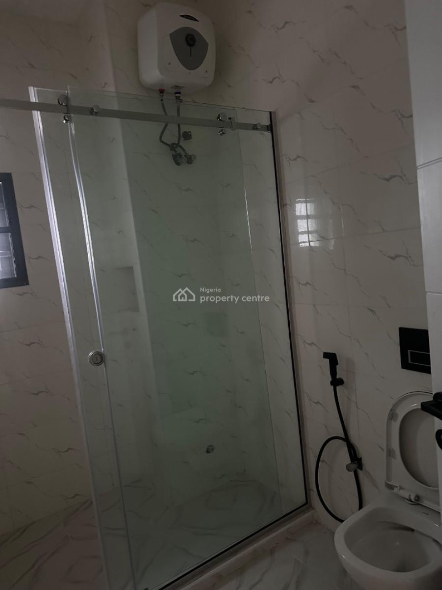 3bedroom Apartment with Bq (5ft Floor), Babalola Gardens Off Freedom Way, Lekki Phase 1, Lekki, Lagos, Flat / Apartment for Sale