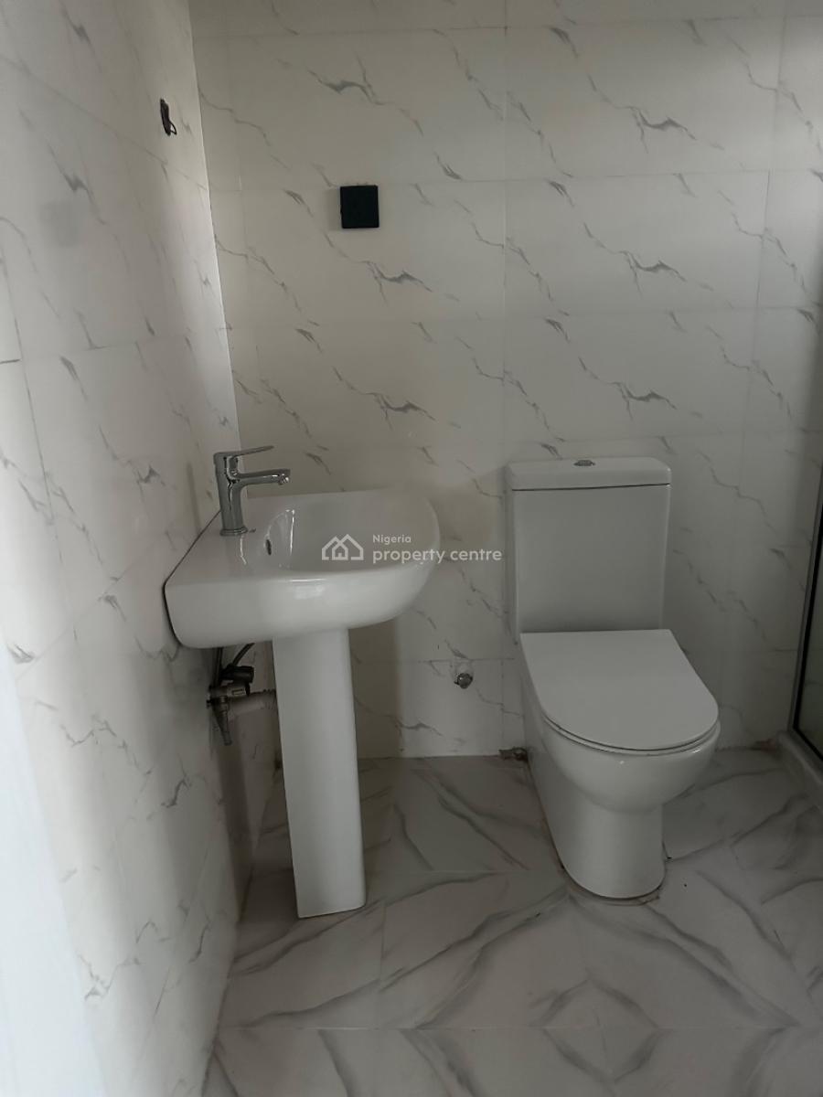 3bedroom Apartment with Bq (5ft Floor), Babalola Gardens Off Freedom Way, Lekki Phase 1, Lekki, Lagos, Flat / Apartment for Sale