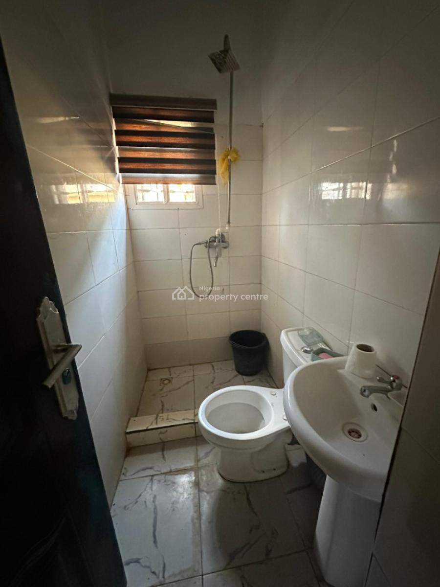 Well Finished 2bedroom Apartment, in an Estate Gwarinpa Extension, Gwarinpa, Abuja, Flat / Apartment for Rent