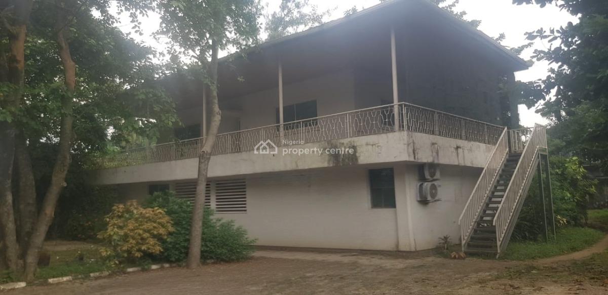 Detached Building - 5 Rooms, 2 Hall on 1800sqm, Off Isaac John Street, Ikeja Gra,, Ikeja Gra, Ikeja, Lagos, Detached Duplex for Rent