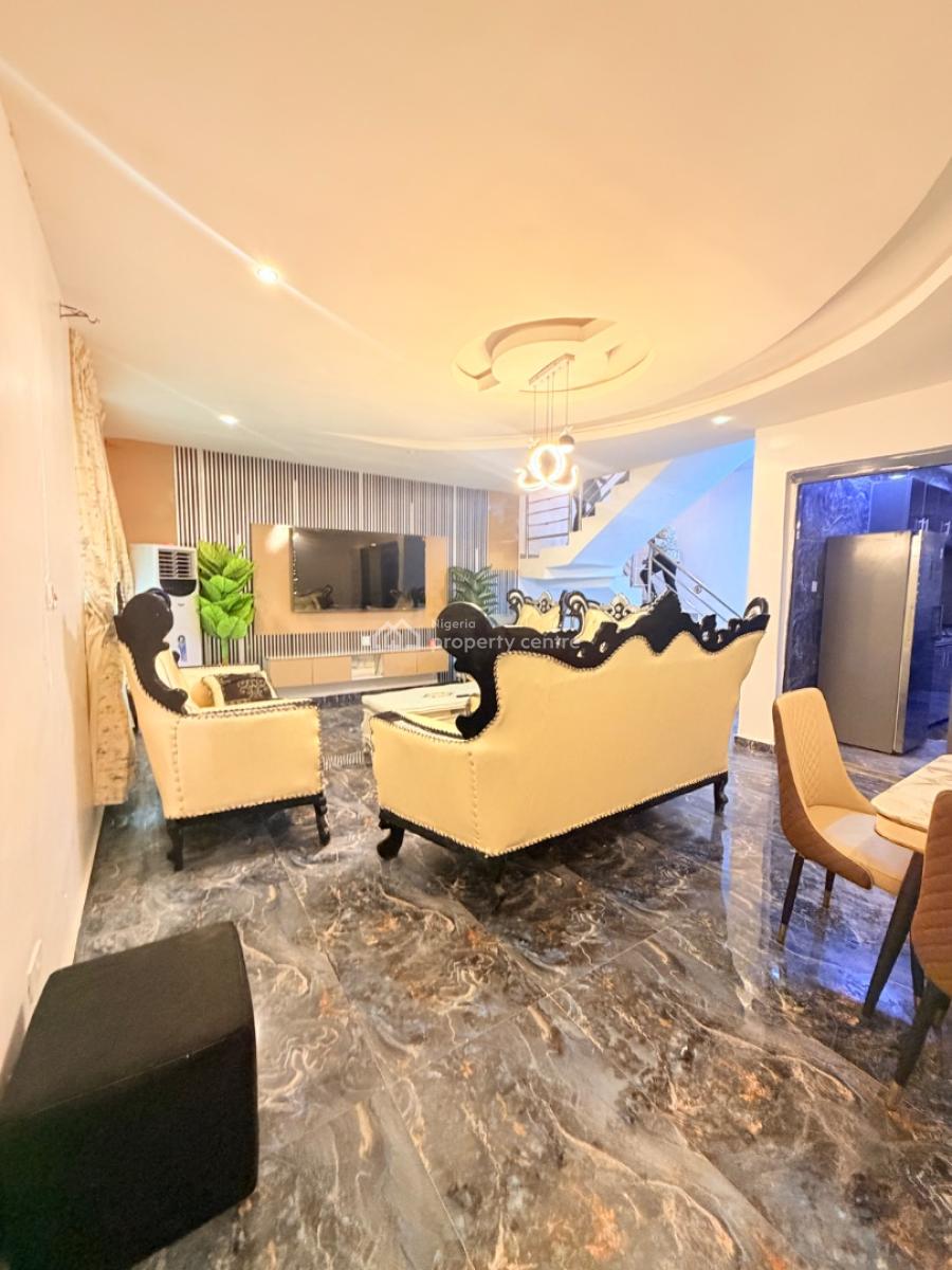 Luxurious 3 Bedroom with Bq in Ikeja Gra, Ikeja Gra, Ikeja, Lagos, Flat / Apartment for Rent
