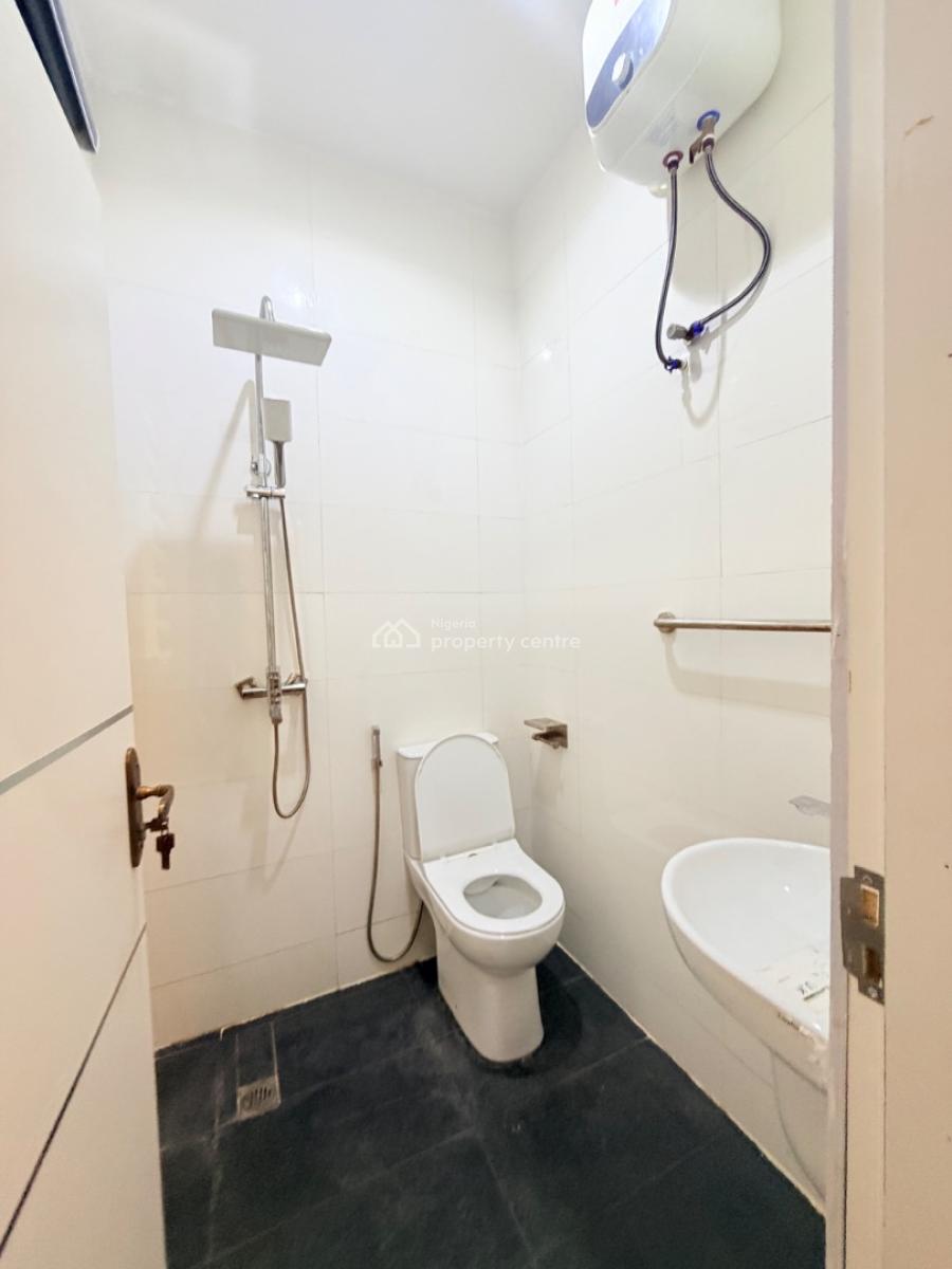 Luxurious 3 Bedroom with Bq in Ikeja Gra, Ikeja Gra, Ikeja, Lagos, Flat / Apartment for Rent